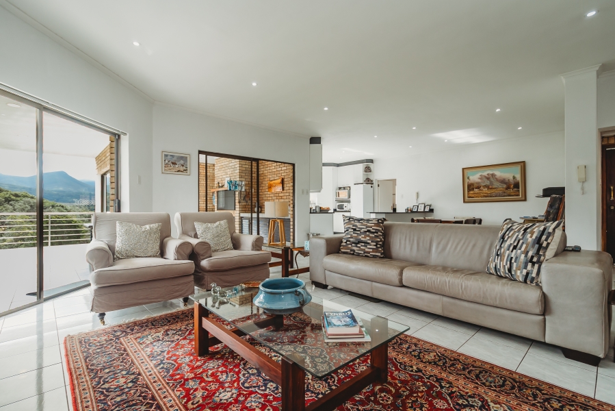 4 Bedroom Property for Sale in Bergsig Western Cape